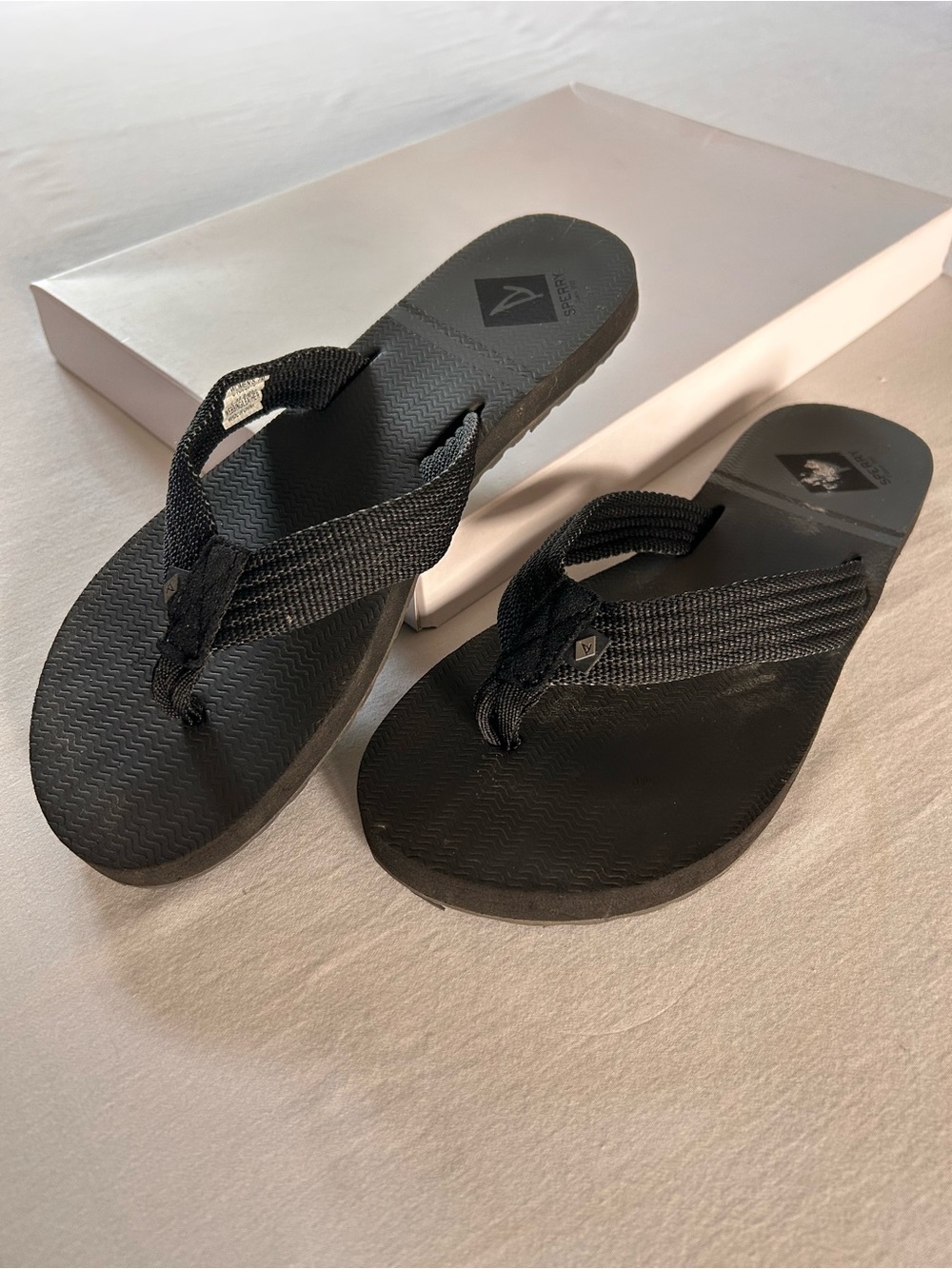Sperry Black Woven Strap Flip Flops